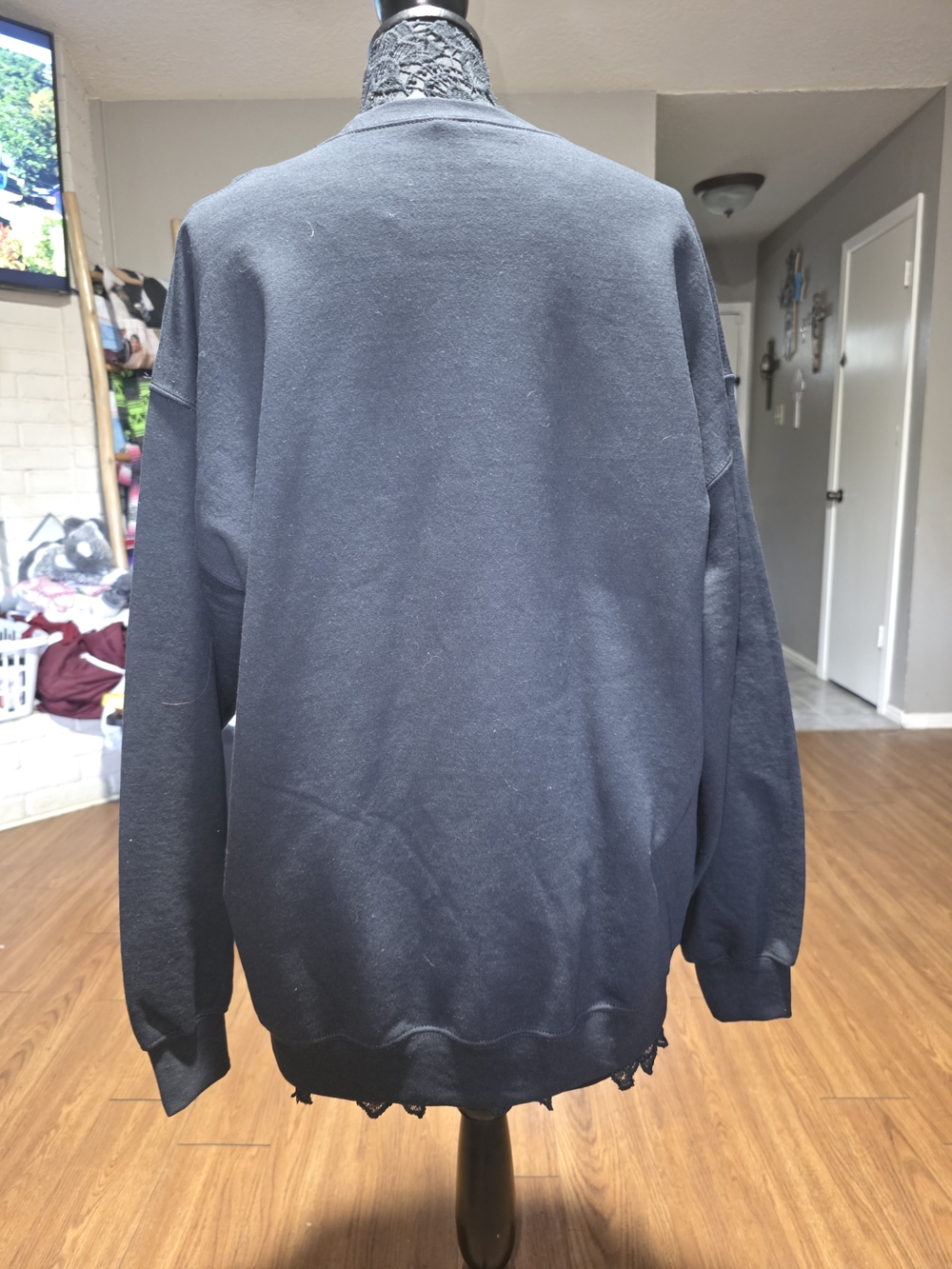 Gildan Black Crewneck Sweatshirt with Pink Graphic - Picture 3 of 4